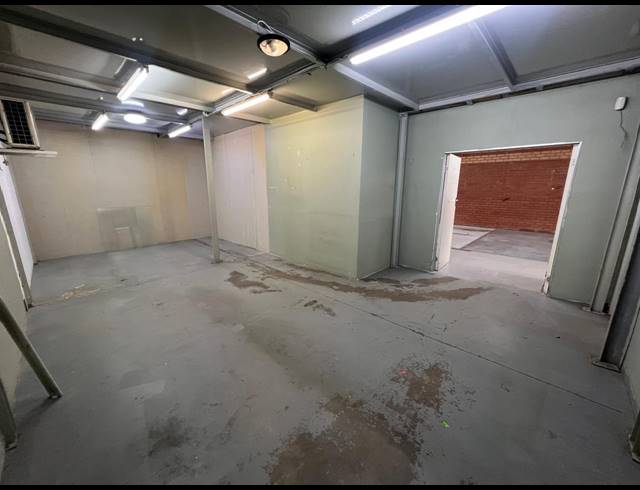 340M² WAREHOUSE TO LET IN HENNOPSPARK